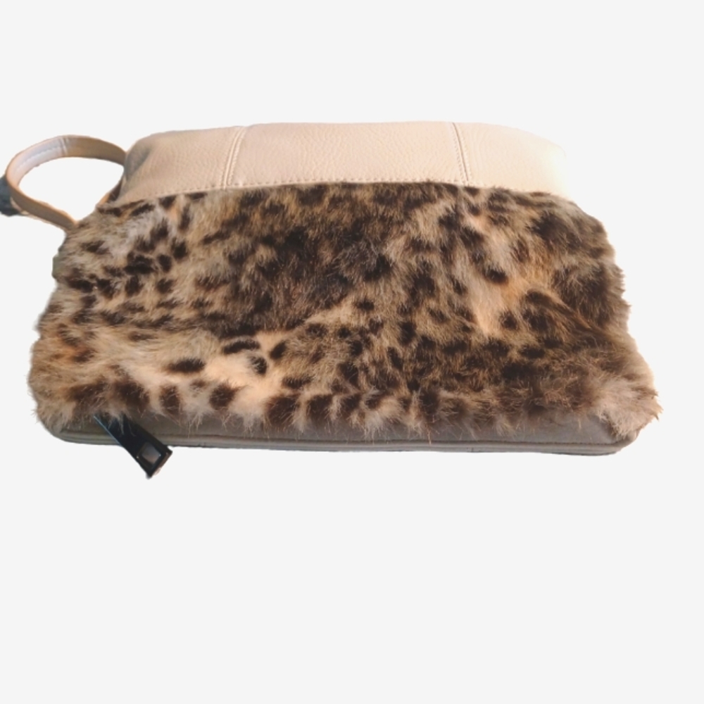 CARLOS BY CARLOS SANTANA WRISTLET/CLUTCH BAG - Picture 5 of 14